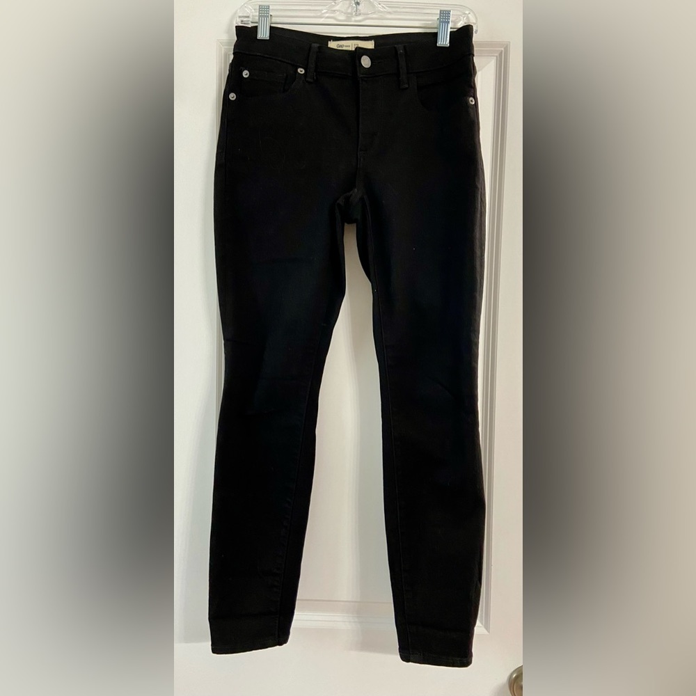 EUC Gap Brand Black Denim Jean size 27 Short, Curvy True Skinny